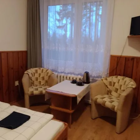 Syriusz Quarto em Acomodações Particulares