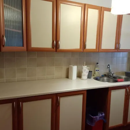 Syriusz Quarto em Acomodações Particulares *